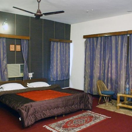 Coral Residency, Sector I Hotel Calcutta Værelse billede